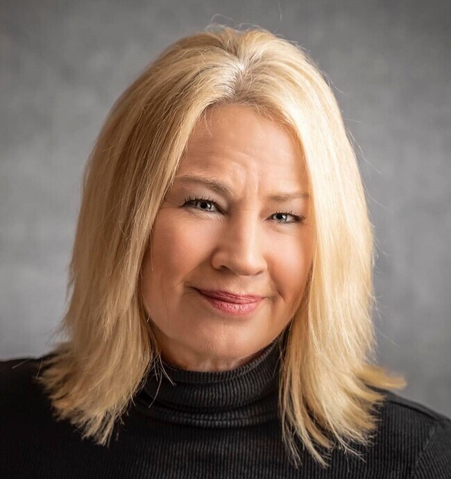 Wendi Mueller