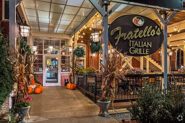 Fratello's Italian Grille, a casual Italian-American restaurant in downtown Manchester.