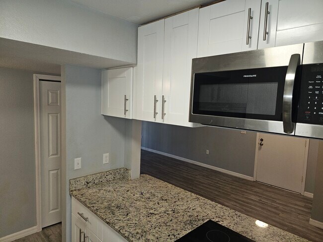 3238 S Semoran Blvd unit 25, Orlando, FL 32822 - photo 6