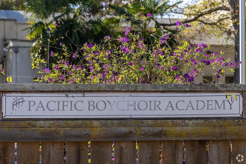 Pacific Boychoir Academy is a private school.
