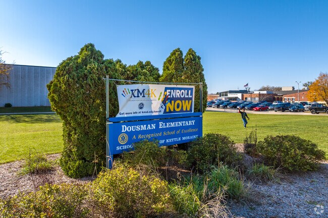 Dousman Elementary School in Waukesha County is a Recognized School of Excellence and receives a B-plus from Niche.