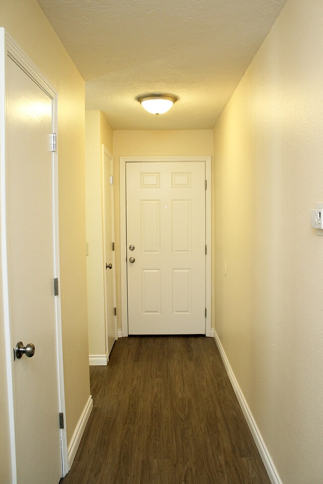 3805-3805 SE Cesar Estrada Chavez Blvd unit 3805 - 05, Portland, OR 97202 - photo 4