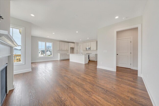 3930 Prices Fork Road St unit 37365046, Blacksburg, VA 24060 - photo 5