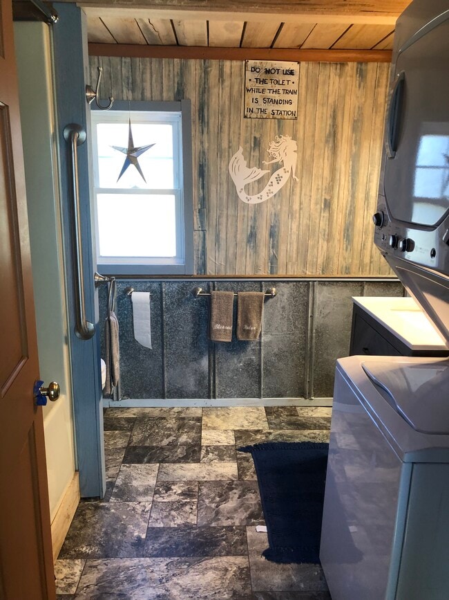 2024 Willis Rd, Vale, NC 28168 - photo 4