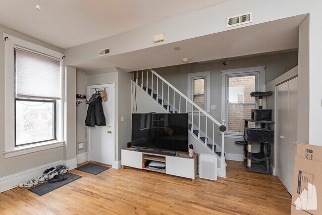 2117 N Winchester Ave unit 2F, Chicago, IL 60614 - photo 7