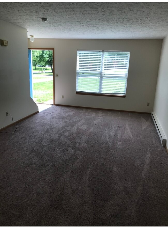 1579 Athena Dr, Kent, OH 44240 - photo 3