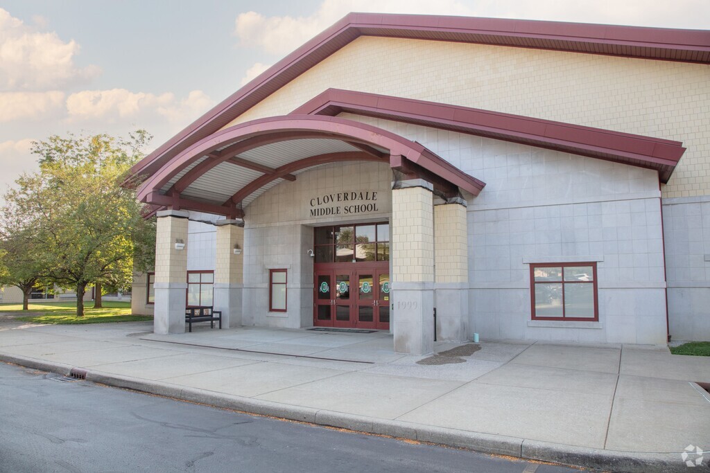 Cloverdale Middle School serves students in the Cloverdale community.
