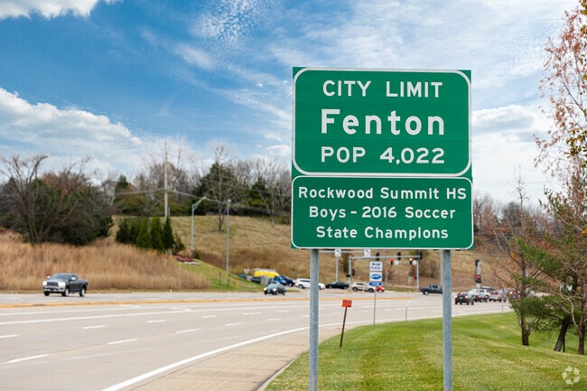 Fenton population signs can be found at Hwy141.