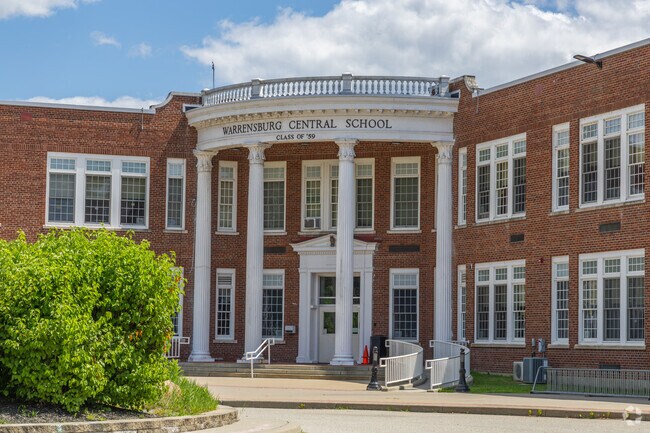 Warrensburg Central School welcomes students with a vibrant campus and community spirit.