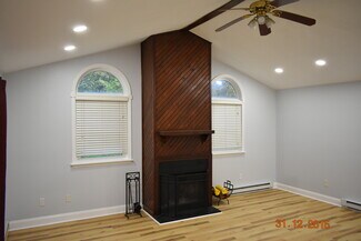 18 Casselberry Dr, Eagleville, PA 19403