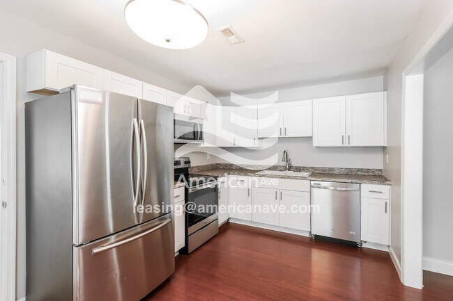 235 S Moore Rd, Fountain Inn, SC 29644 - photo 5