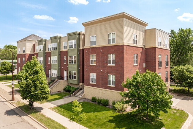 Condos are an option for homebuyers looking in the Prosperity Heights neighborhood.