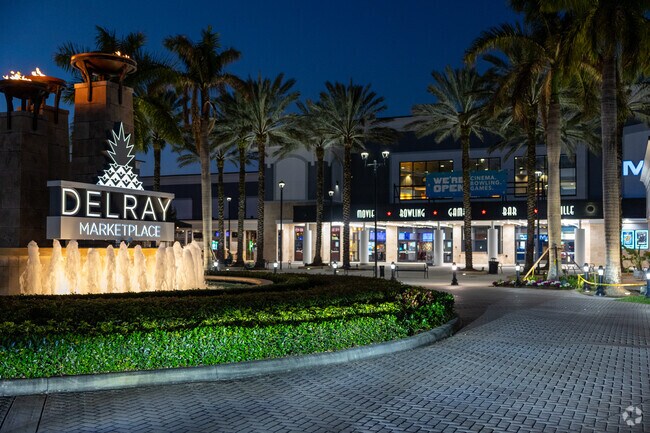 Delray Marketplace provides great entertainment options to the Gleneagles residents.