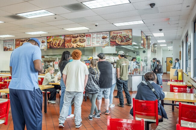 King Taco in Sunrise is a popular spot during lunch and dinner hours for Mexican dishes.