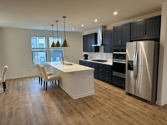 20973 Bluebird Square, Sterling, VA 20165