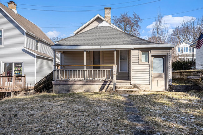 36 Grove St NE, Grand Rapids, MI 49505 - photo 3