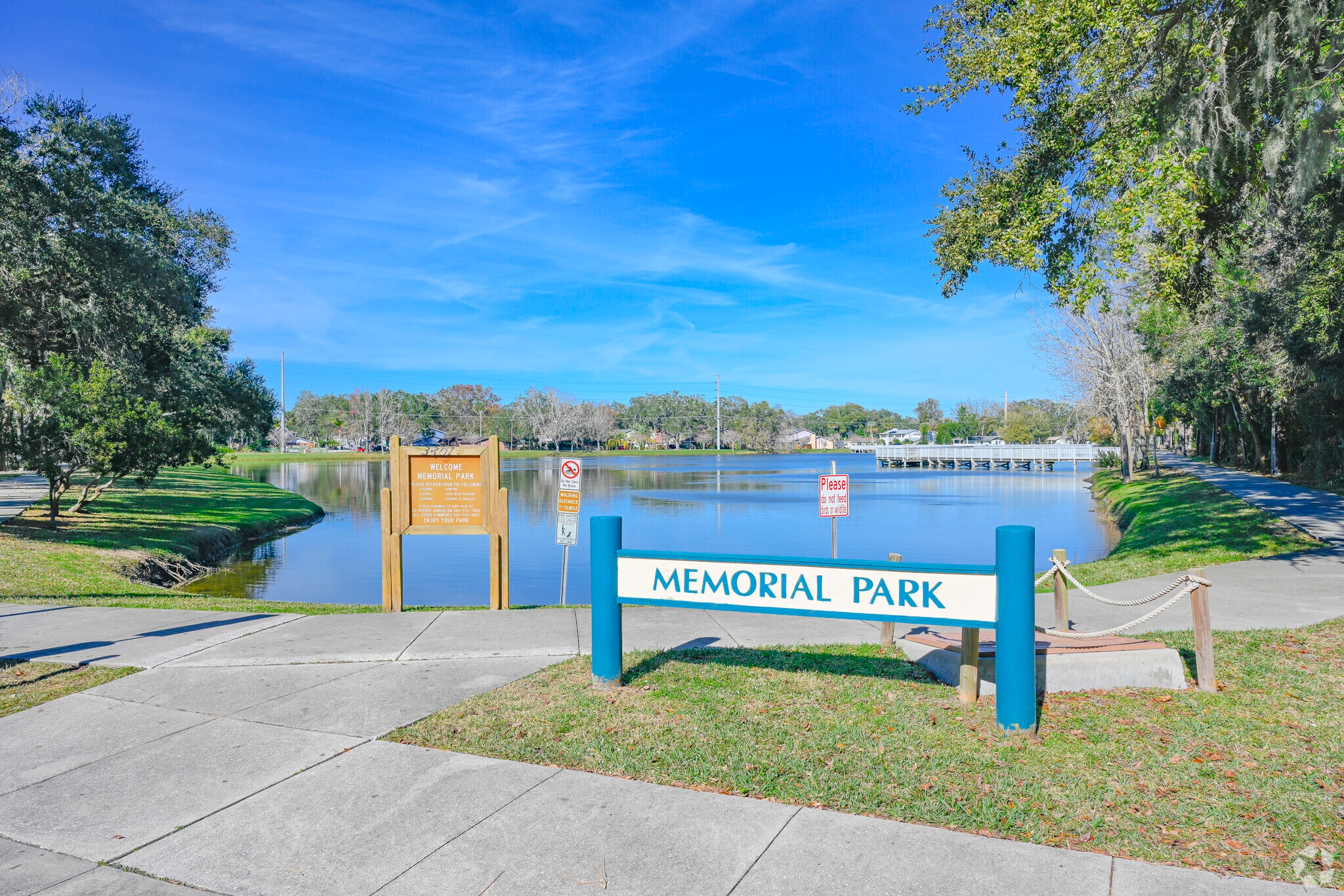 About Town Park Schools, Demographics, Things to Do