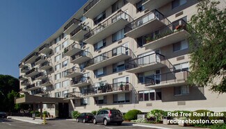 101 Monmouth St Unit 511, Brookline, MA 02446