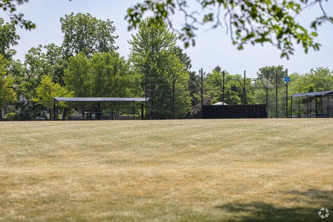 Millburn Middle School is located in Lindenhurst, IL and serves students in 6th - 8th grades.