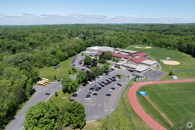 Rhinebeck Senior High School serves grades 9-12.