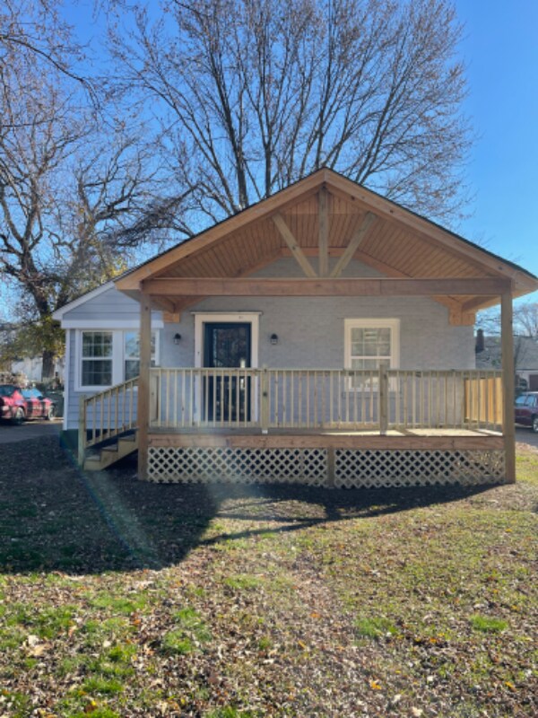 1172 Panama St, Memphis, TN 38122