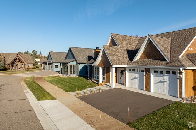 New Traditional homes from the 2000s are available throughout St. Joesph.