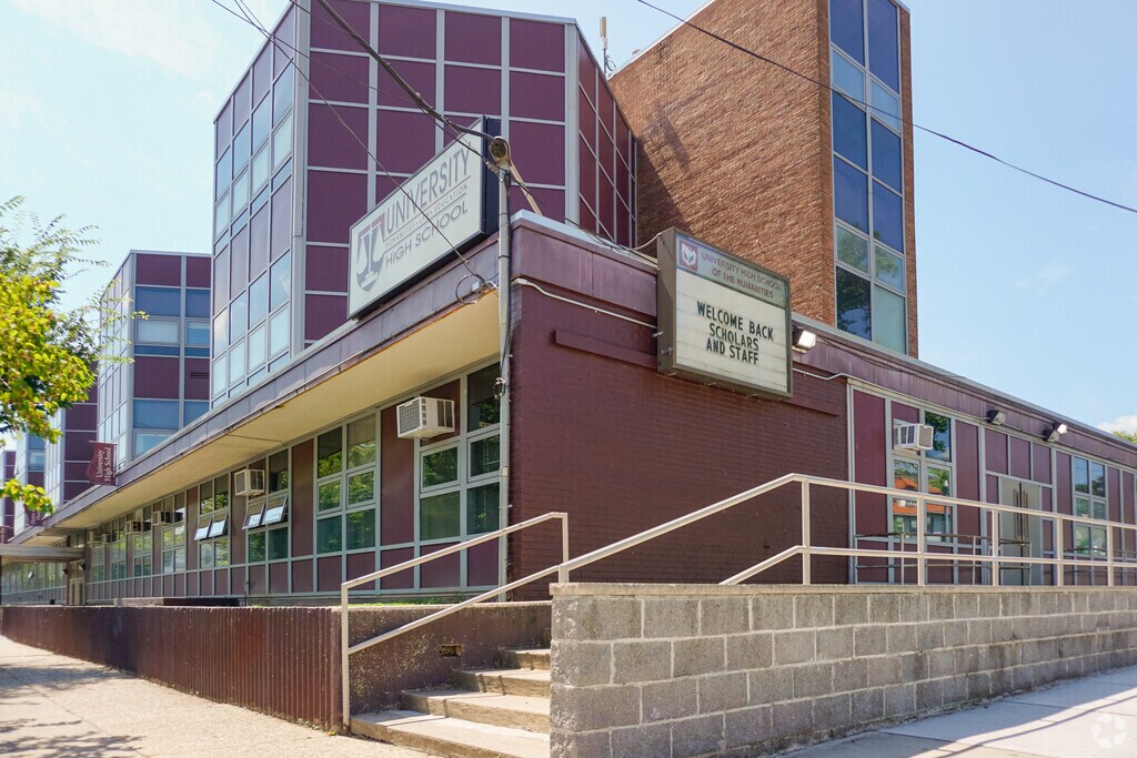 University High School, Rankings & Reviews