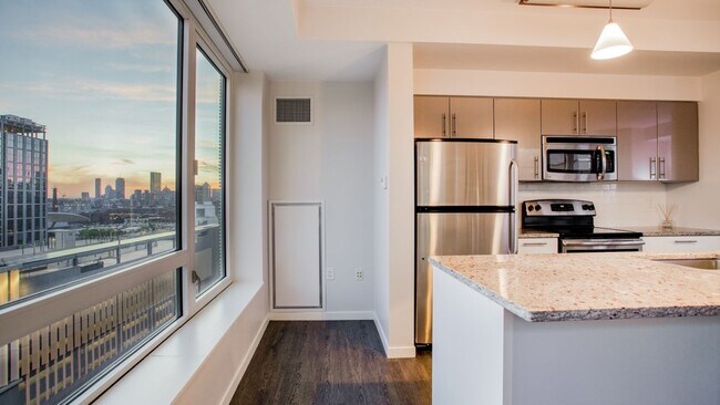 505 Congress St unit 912, Boston, MA 02210 - photo 2