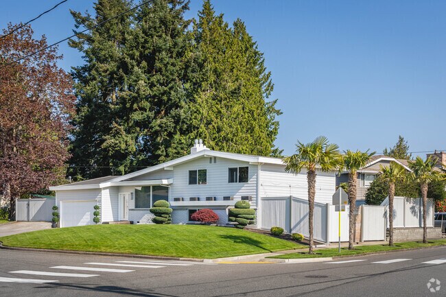 Some of Cambridge and Kentwood's unique charm stems from unique homes with open floor plans.