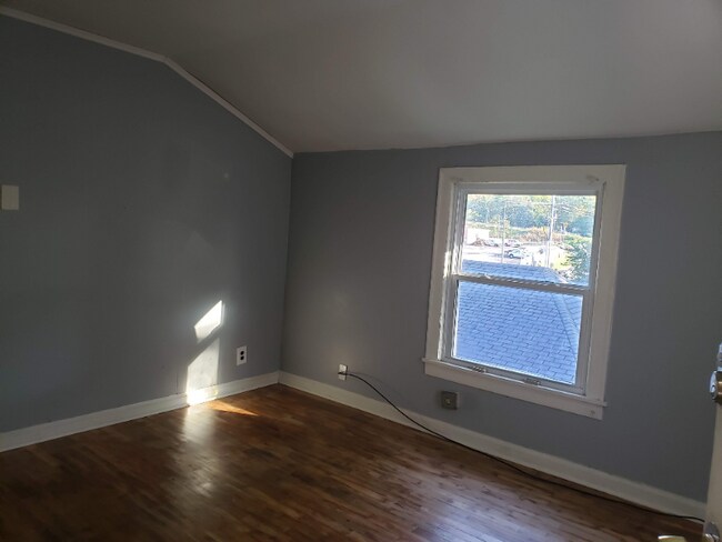 1020 S Pleasant St unit B, Independence, MO 64050 - photo 5