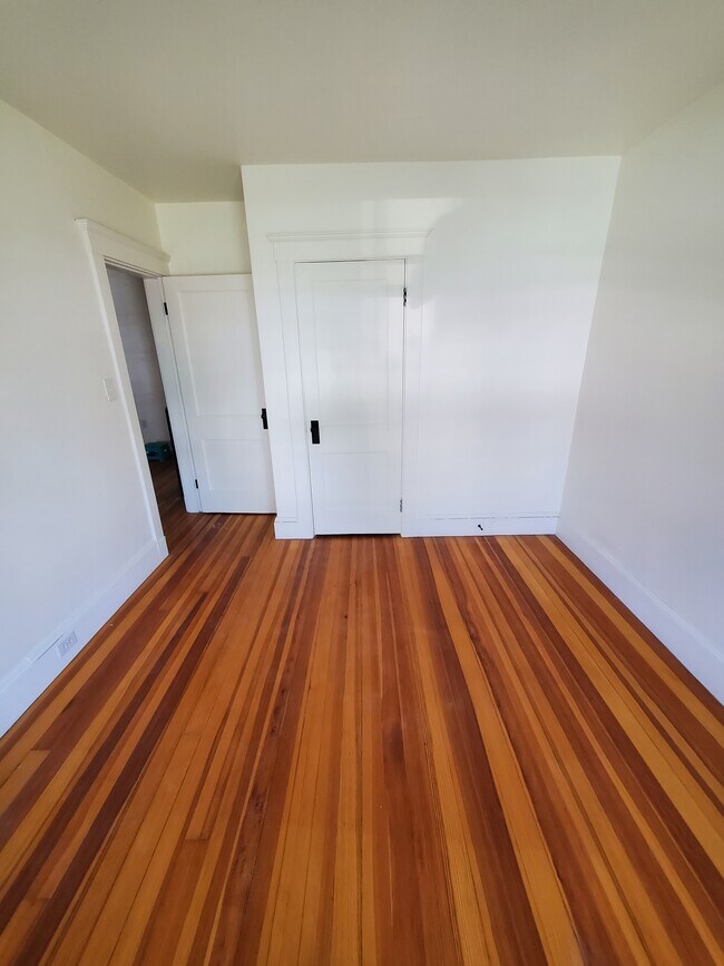 25 Oak St unit 1, Milton, MA 02186 - photo 6