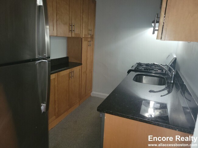 1781 Commonwealth Ave unit 3, Brighton, MA 02135 - photo 7