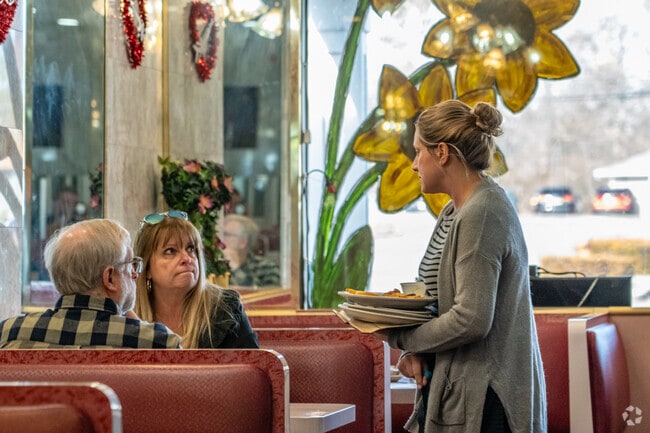 The food and service is always top notch at the Barnegat Diner.