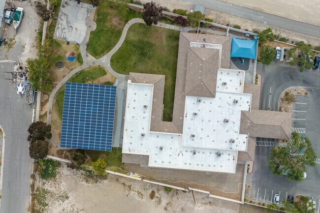 Candil Hall Academy is loved by its alumni.