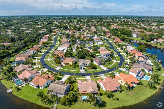 Residents of Sugar Pond Manor NH enjoy a balanced lifestyle with access to parks and amenities.