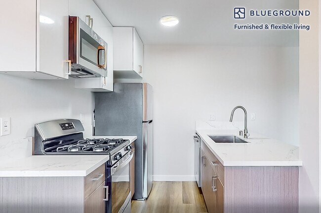 4006 Emerald St unit FL0-ID8697A, Torrance, CA 90503 - photo 6