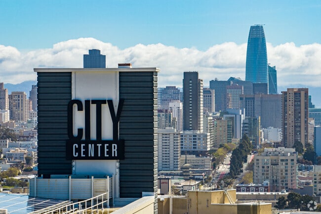 With close proximity to San Francisco’s CBD, life is peaceful and convenient in Anza Vista.