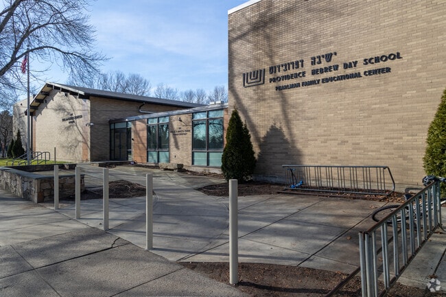 Welcome to Providence Hebrew Day School in Blackstone, Providence RI