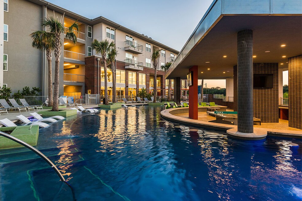 Luxx 6023 Utsa Blvd, San Antonio, TX