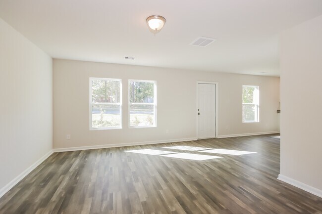 303 Big Oak, Livingston, TX 77351 - photo 3