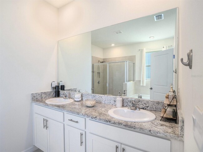 5464 Flint Hills Dr, Wimauma, FL 33598 - photo 6