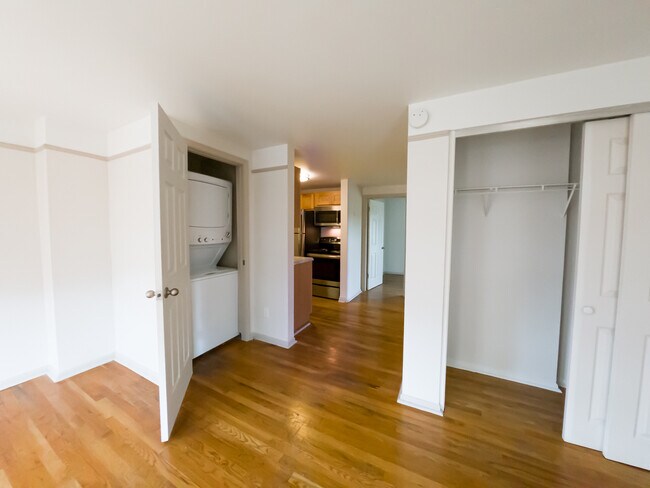 Apollo & Aurora Apartments, Indianapolis, IN 46202 - photo 5