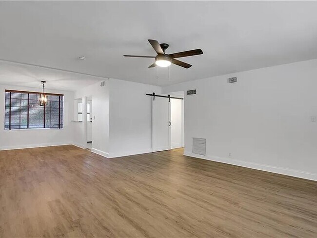 1174 Briarcliff Rd NE unit 1, Atlanta, GA 30306 - photo 7