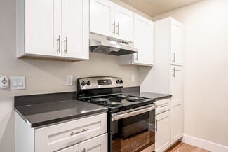1611 Parkmoor Ave, San Jose, CA 95128