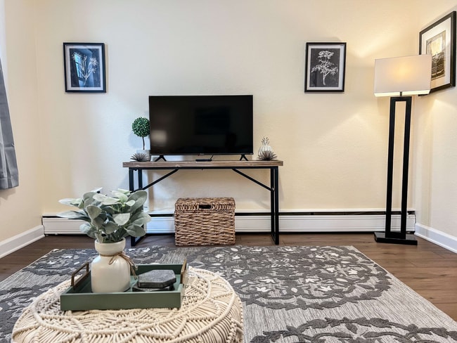 617 N 8th St unit 1, Sheboygan, WI 53081 - photo 7