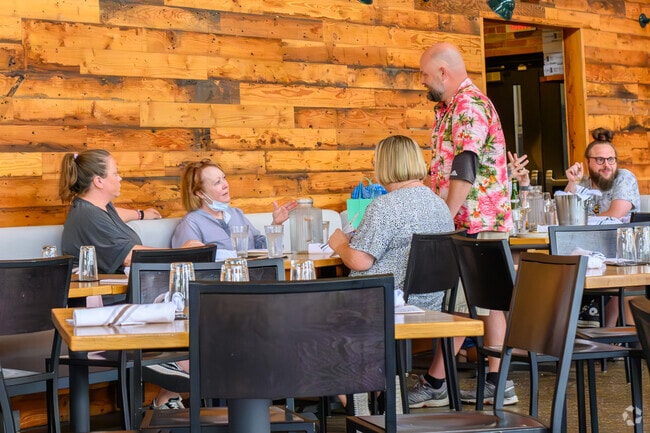 600 Kitchen and Bar is located just outside of the Central Business District.