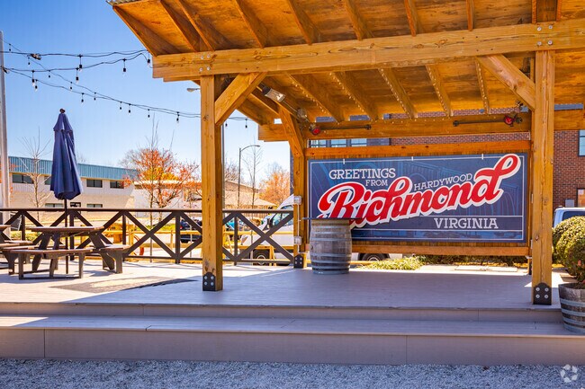 Maine Line has a beautiful patio with fire pits and a stage for live music.