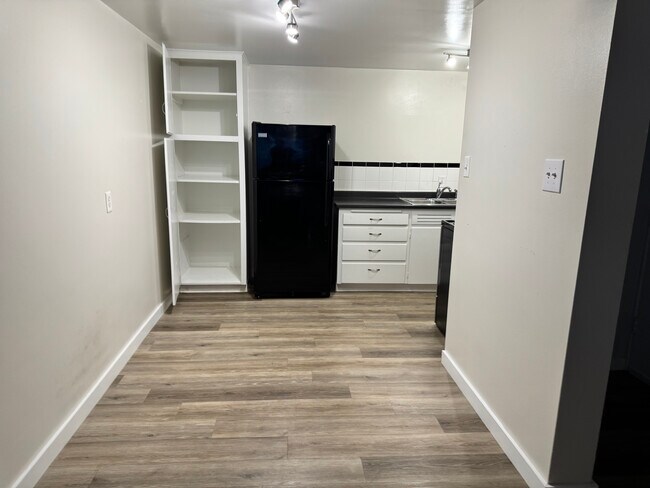 2054 S Milwaukee St, Denver, CO 80210 - photo 7