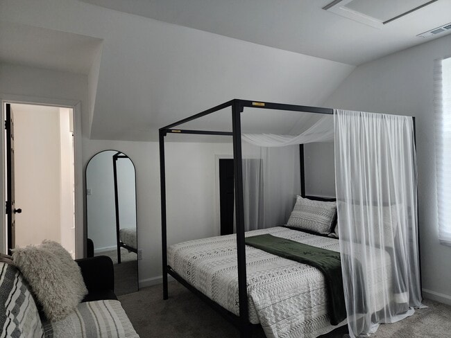 94 Hampton Roads Ave unit 3, Hampton, VA 23661 - photo 4