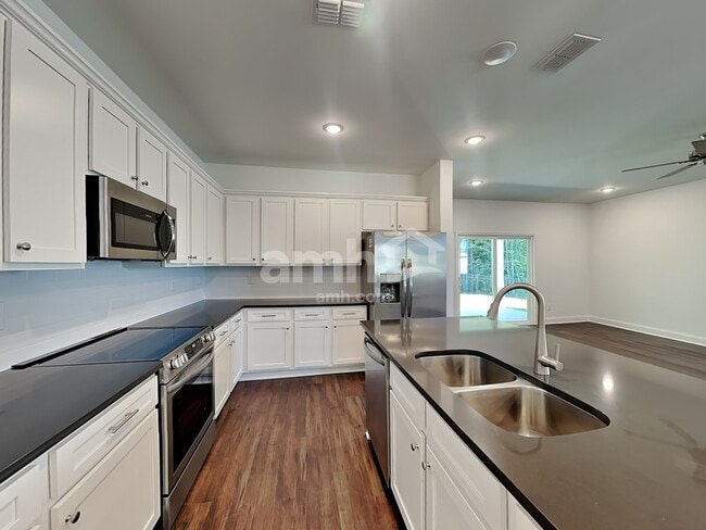 131 Spruce Cir, Dallas, GA 30132 - photo 3